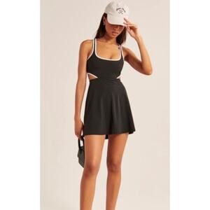 Abercrombie & Fitch Side Cutout Traveler Mini Skort Dress in Black White XLT